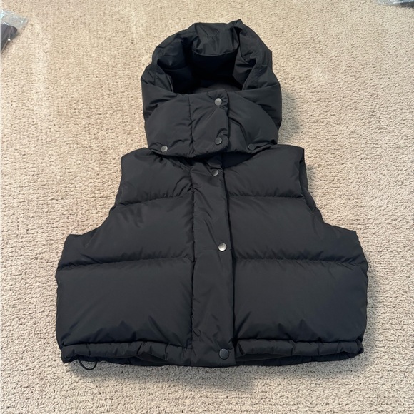 Lululemon Black Wunder Puff Vest NWOT 4 - Picture 2 of 6